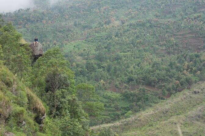 GUNUNG KENDIL (WISATA TERSEMBUNYI DI PERBATASAN TEMANGGUNG-WONOSOBO)