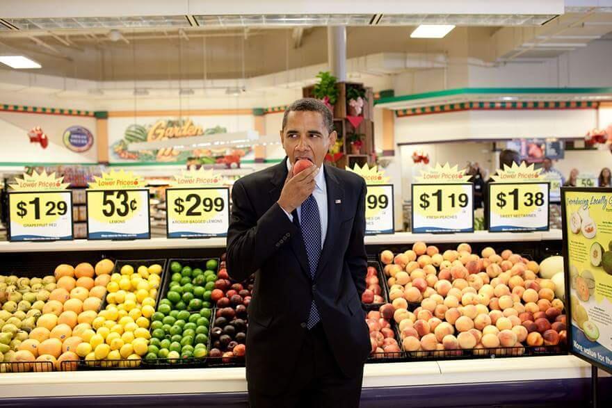 Foto Obama yang sedikit kocak