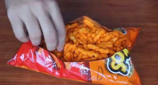 5 Makanan Paling Dicari Anak Kos Tiap Masuk Tanggal Tua