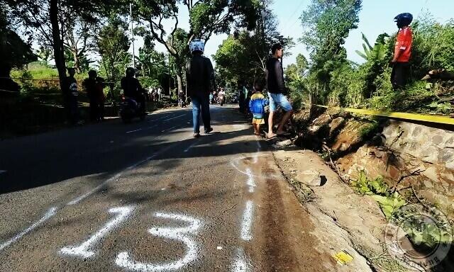 Seorang Pemudik Nekat Balik ke Jakarta dengan Jalan Kaki dari Cilacap