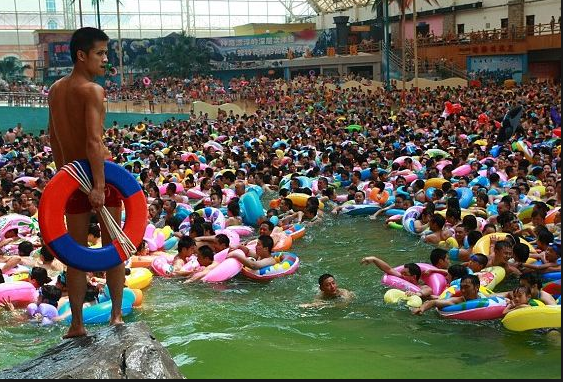 5 Fakta, sebelum kamu Berenang di Tempat Umum 