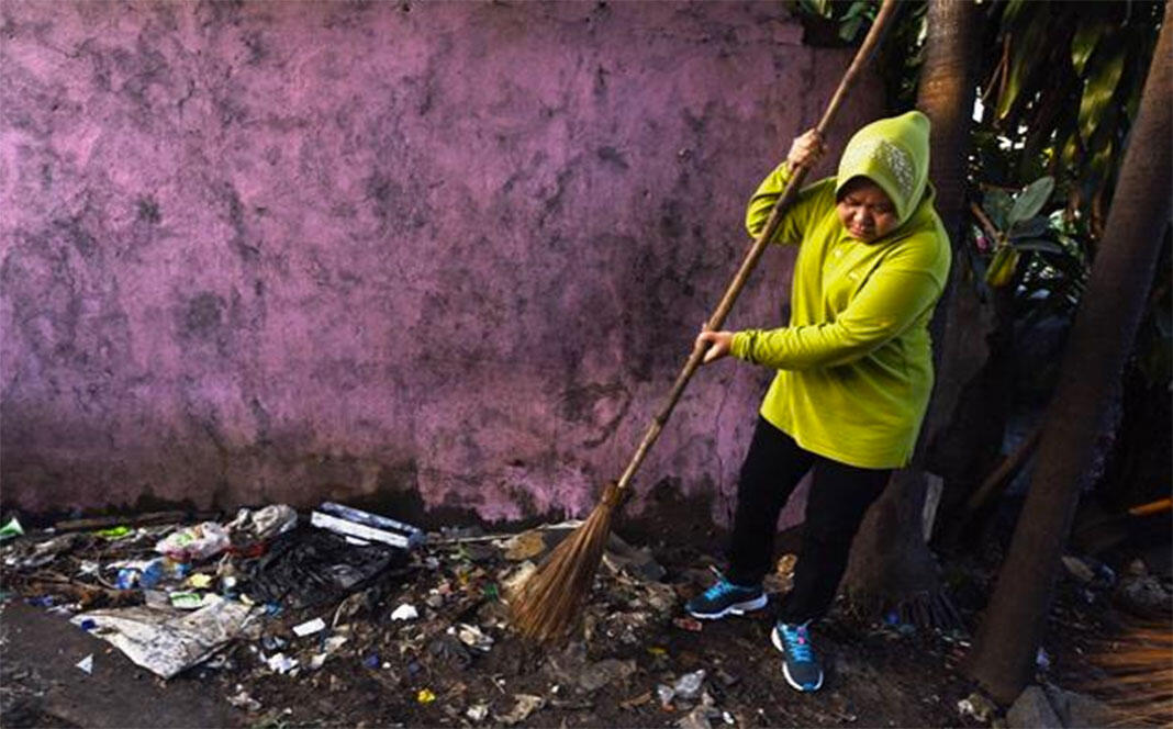 Risma Pemimpin Kampung, Masuk Kota Dia Bingung