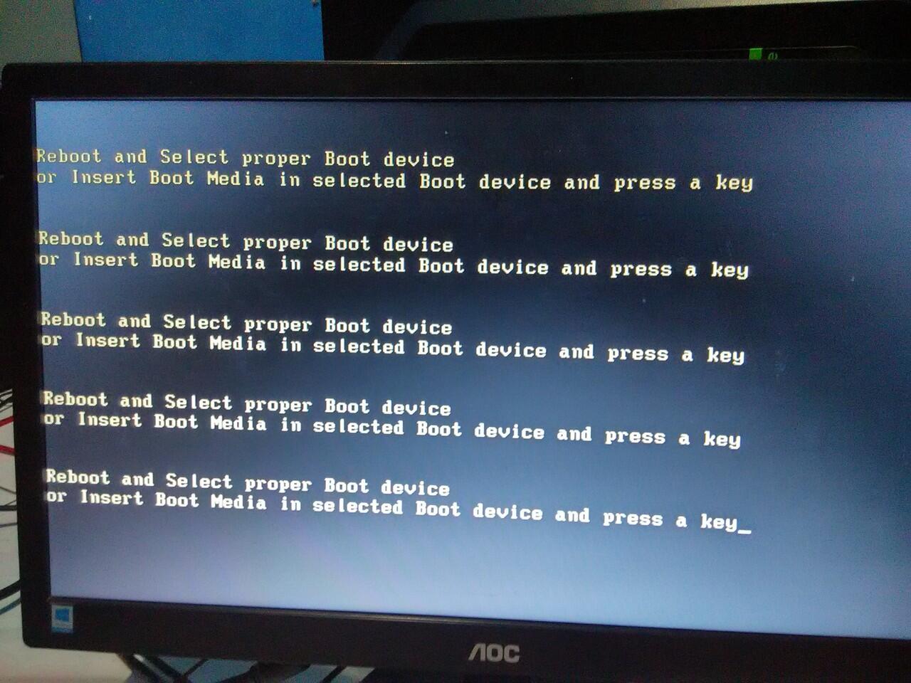 Перевод reboot and select proper boot device. Компьютер Reboot and select proper Boot device.