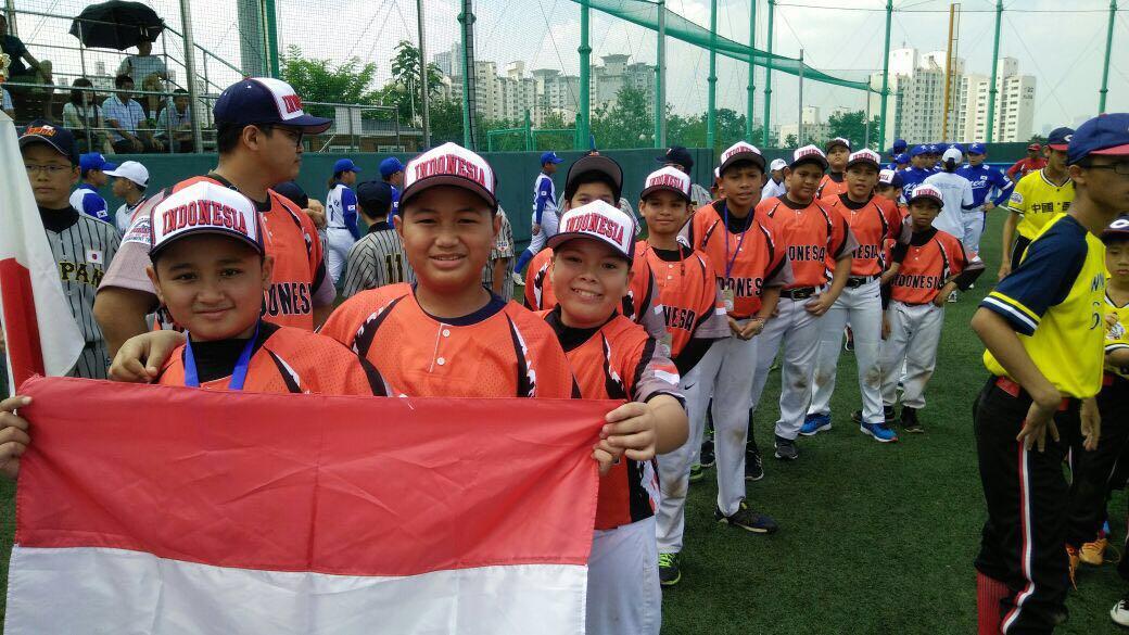 Kibarkan merah putih di korea selatan