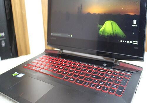 Lenovo IdeaPad Y700 (pengalamn pribadi)