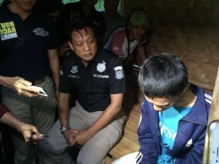 Anwar Dicokok di Rumah Orangtuanya, Keluarga Histeris