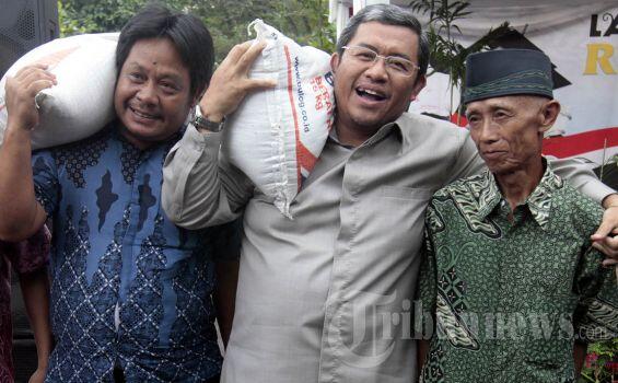 AHER SENANG, PNS PEMPROV JABAR PATUH
