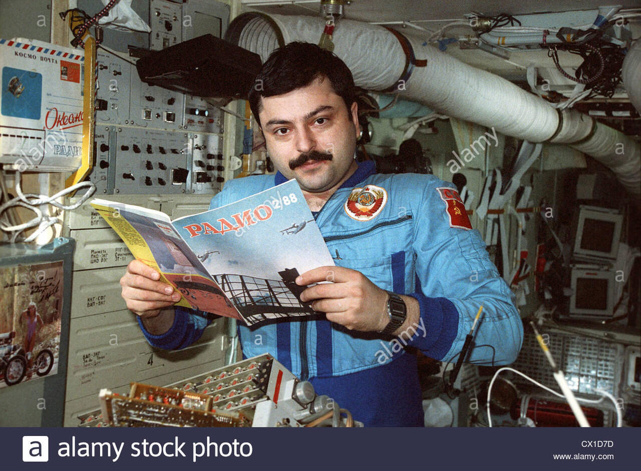 5 Astronot Muslim yang Pernah Menjelajah ke Luar Angkasa