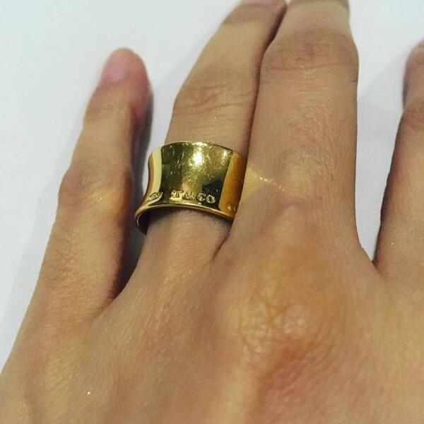 Pamer Cincin di Jari Manis, Sophia Dilamar Ariel?
