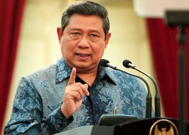 #PENDIRI DEMOKRAT MINTA SBY MUNDUR ATAU DILENGSERKAN