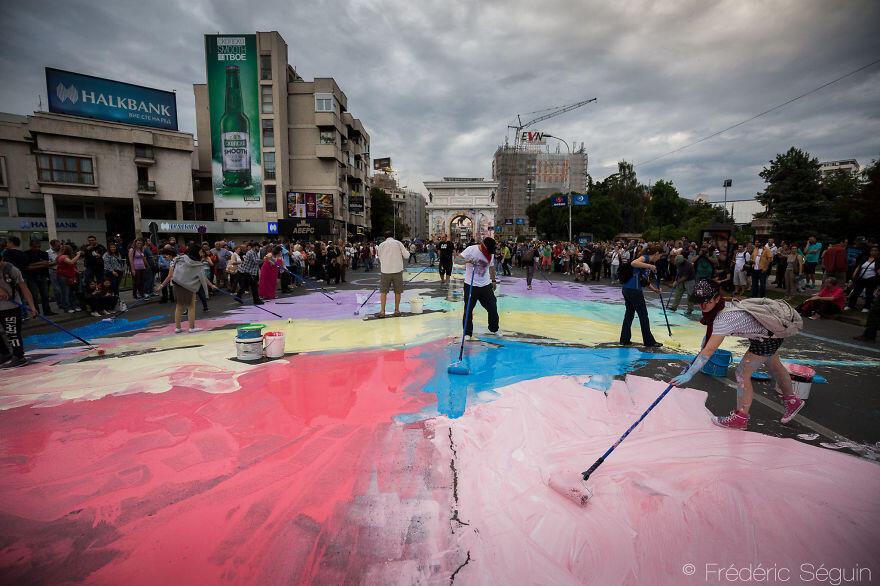 Demonstrasi Penuh Warna di Republik Makedonia