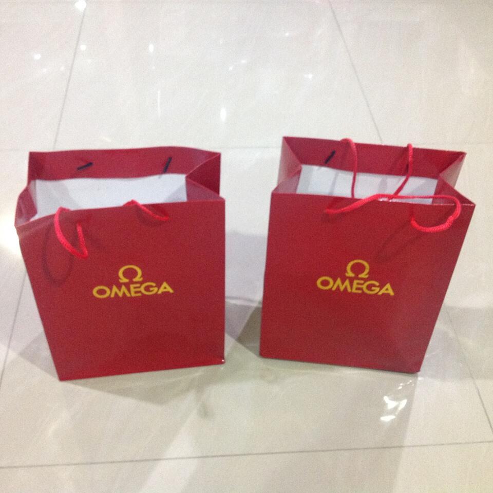 EDISI ULTAH KE 50 THN- -JAMES BOND -- 41mm Omega Seamaster 212.30.41.20.01.005