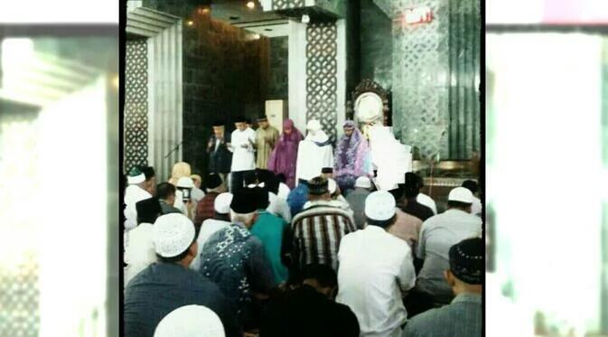 Bacaan Alquran Muslimah Kota Ini Bikin 2 Pria Tampan Jadi Mualaf