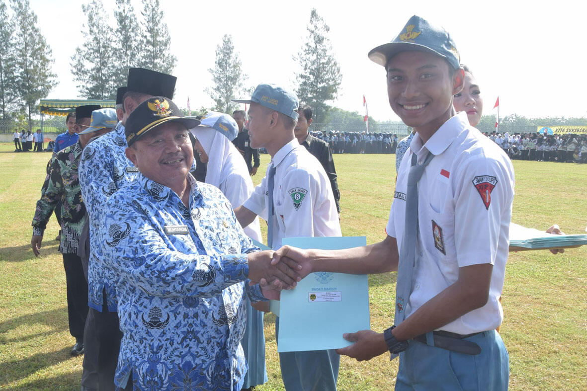 agan tipe yang mana saat upacara?