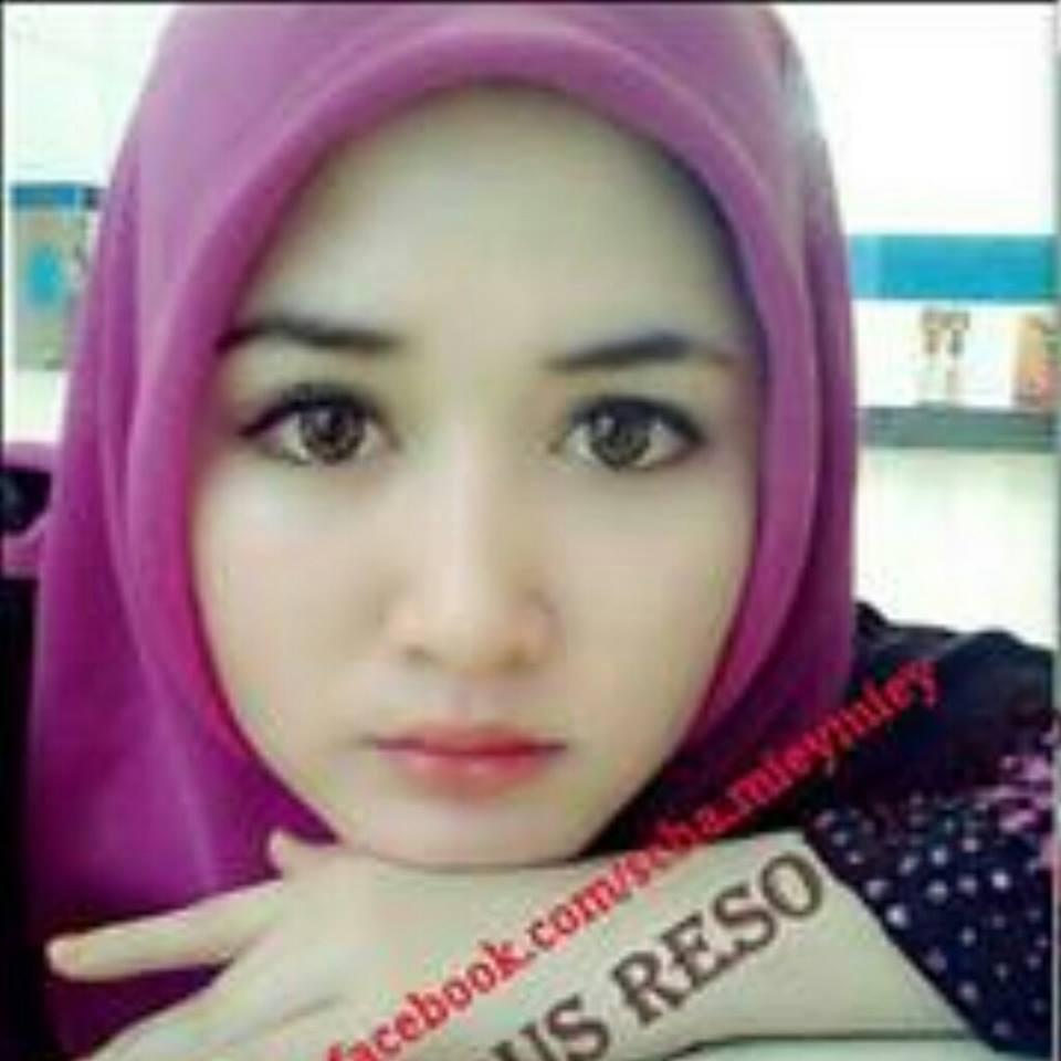 TERCENGANG ANE GAN!!! Temen SMA ane dulu fotonya cakep banget banget.