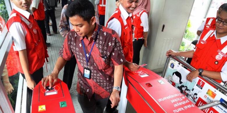 Kata Ahok, Subsidi Terbesar untuk Transjakarta agar Harga Tiket Tetap Rp 3.500