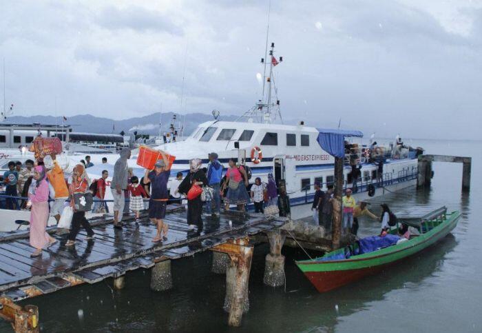 Tragedi berulang tenggelamnya kapal TKI illegal