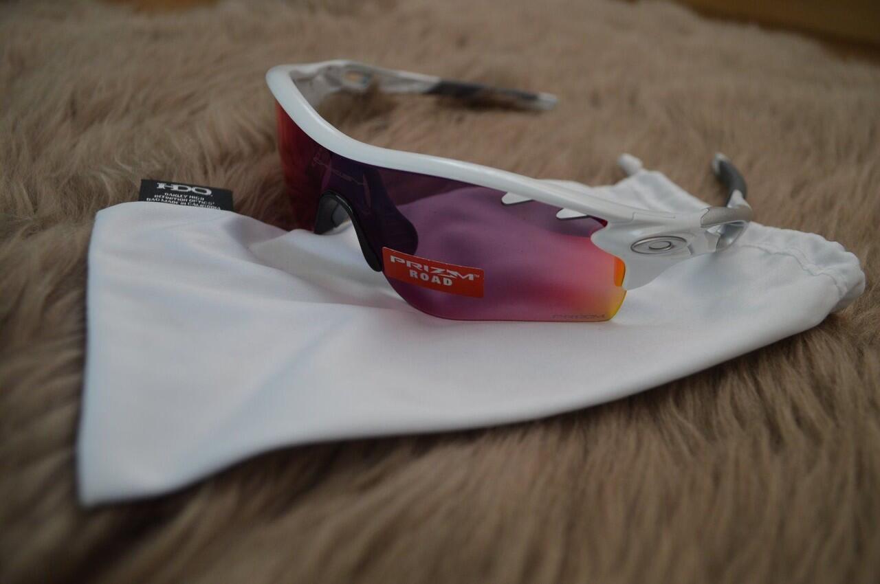 Perbandingan beberapa lensa OAKLEY dan aftermarket