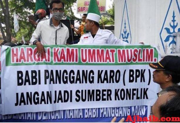 FPI Minta RM Babi Panggang di Medan Ditutup, Ormas Ini Menebar Intoleransi?