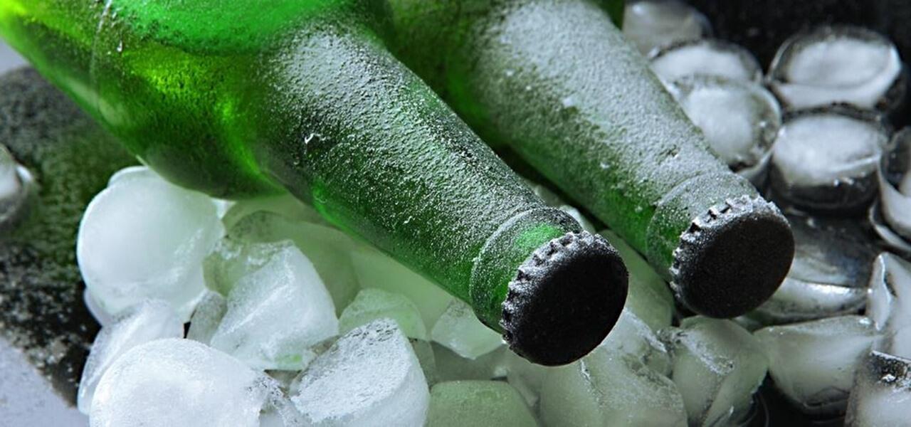 (Khusus 21+) Berbagai Trik Keren Buat Agan Yang Suka Minum Bir