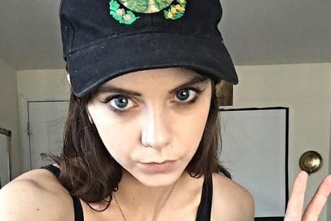 Bayar Rp.250 ribu, wanita cantik ini siap bantu kamu cari pokemon