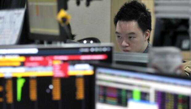 Bursa Sambut Reshuffle Kabinet, Menguat Hampir 1 Persen