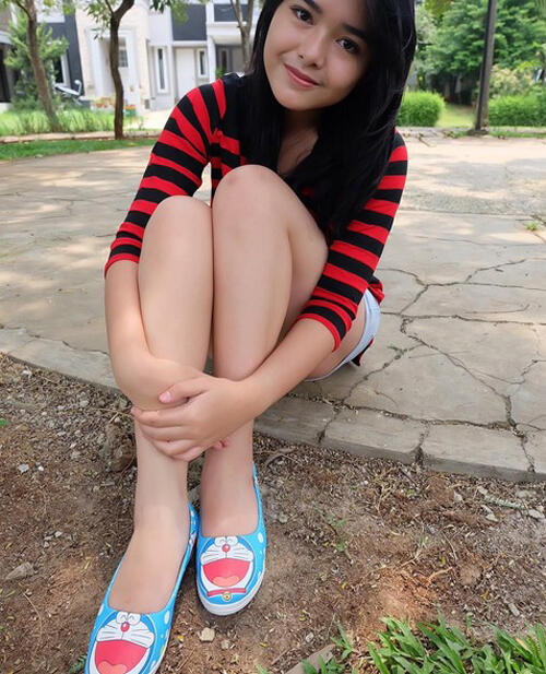 Posting foto mirip adegan &quot;ihik-ihik&quot; sinetron Mermaid in Love dikecam netizen