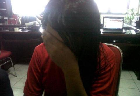 Suami Sakit Parah, Istri Ketua RT Gauli 8 Bocah