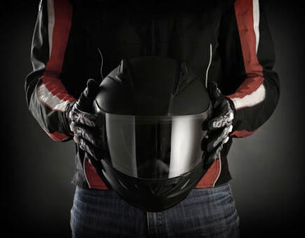 Pakai Helm, Selamatkan Diri