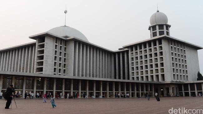 Tentang Aturan Pengeras Suara di Masjid