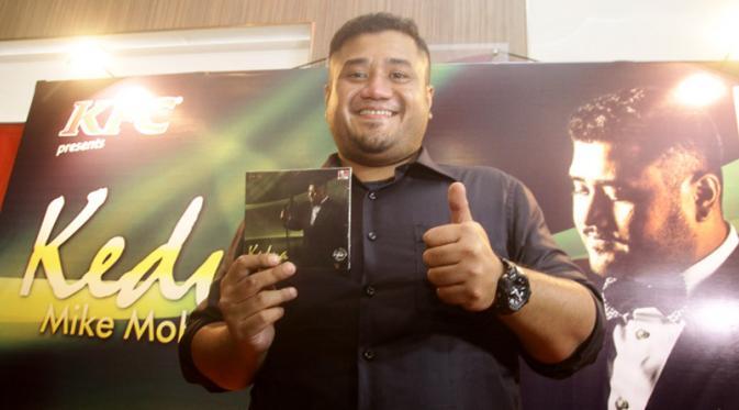 Penyanyi Mike Mohede Meninggal Dunia