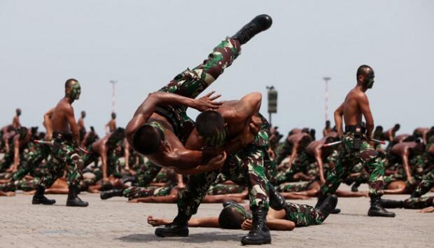 Prajurit TNI Tusuk Atasannya Hingga Tewas