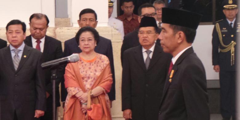 Megawati di Sekitar Jokowi...