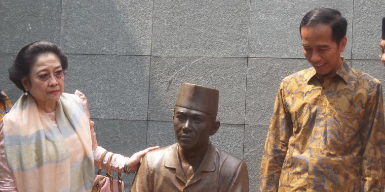 Megawati di Sekitar Jokowi...