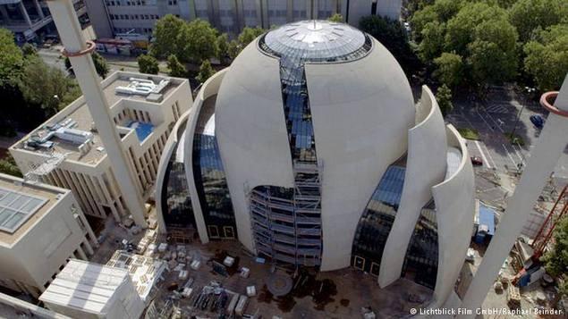 Masjid Berkubah Kaca di Jerman, Unik Gan !