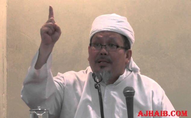 Sekjen MUI Ancam "Pimpin Perang" Bila Pengeras Suara Masjid Dilarang
