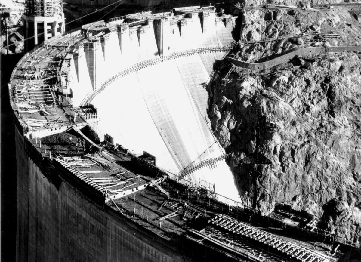 Foto Pembangunan Hoover Dam, Mantan Bendungan Terbesar di Dunia