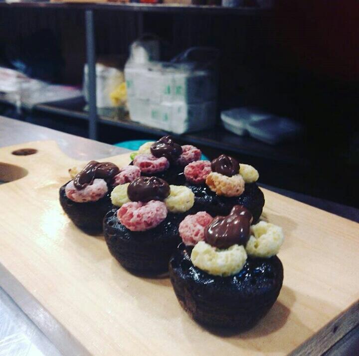 sharing yang mau buka caffe atau cari konsep sini masuk dulu gan .