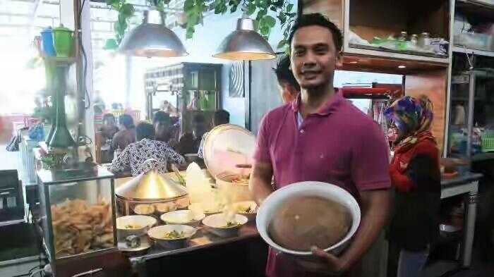 Thread khusus pecinta bakso seIndonesia , bila lapar berlanjut cari bakso terdekat :D