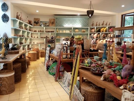 5 Surga Belanja di Bandung yang Wajib Dikunjungi! (Traveler Masuk!)