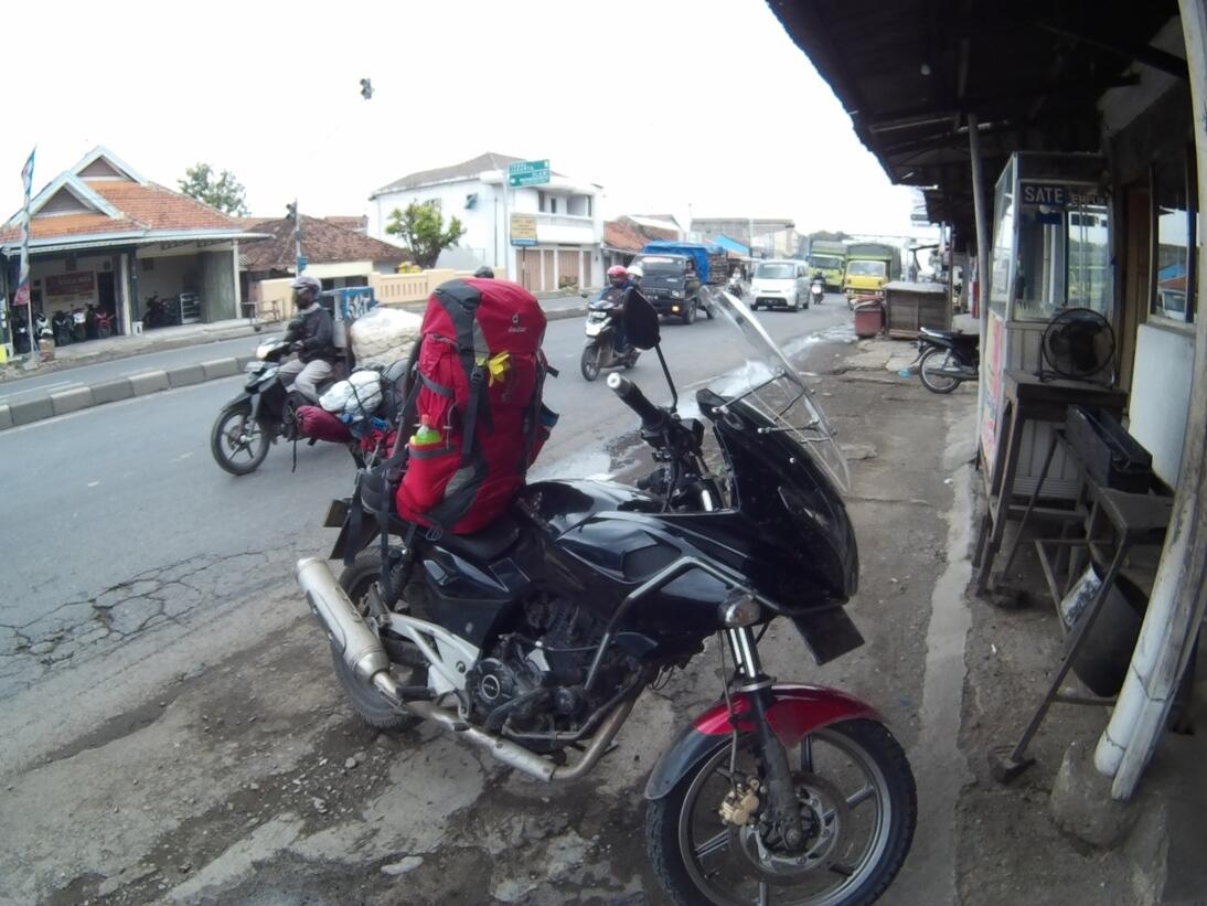 Cerita Perjalanan Soloriding Bekasi - Labuan bajo (flores) - Bekasi 3940km