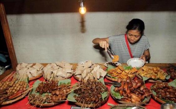 Biaya Makan Rp 15.000 Perhari?