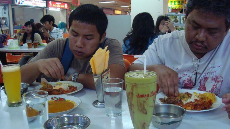 Kenapa sih Gan Masakan Padang Ada di Seluruh Penjuru Indonesia?