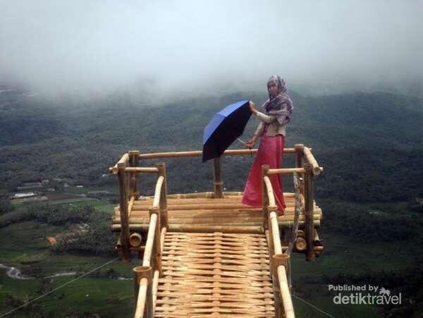 Jembatan Selfie, Spot Wisata Baru di Purbalingga