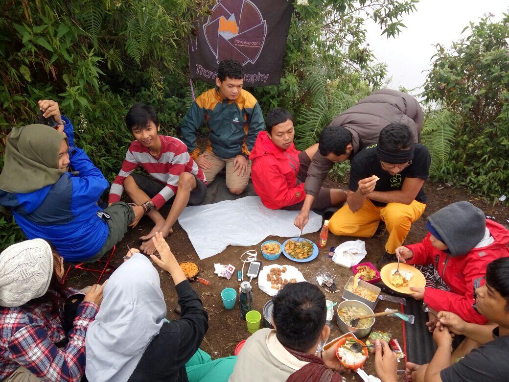 Piknik Bareng Travelliography: Pendakian Gunung Merbabu Via Suwanting 