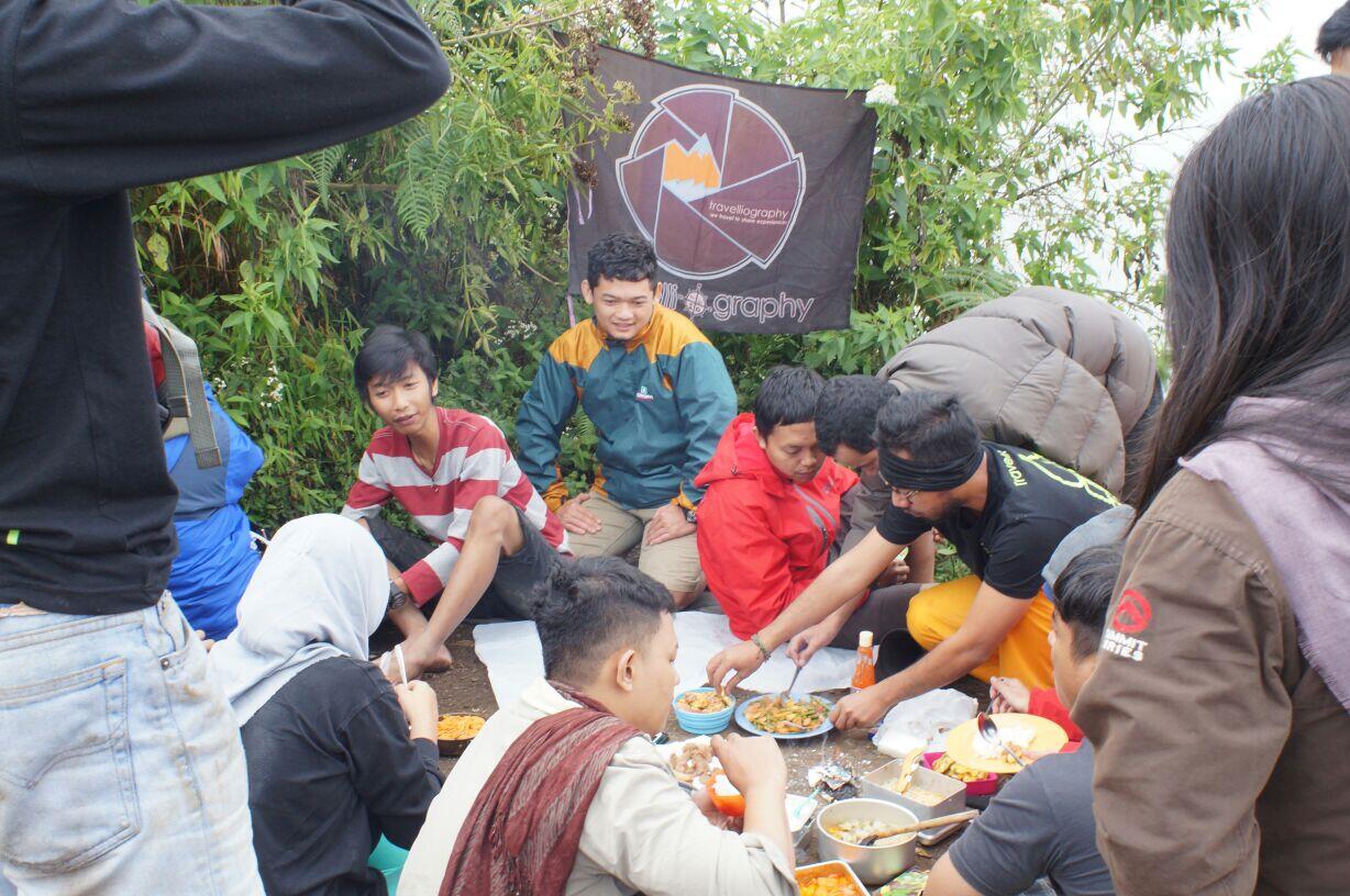 Piknik Bareng Travelliography: Pendakian Gunung Merbabu Via Suwanting 