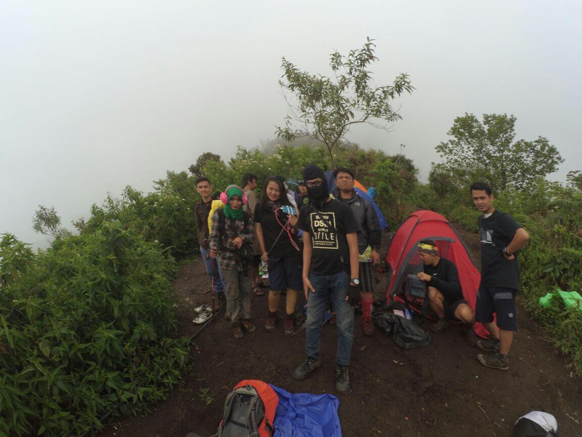 Piknik Bareng Travelliography: Pendakian Gunung Merbabu Via Suwanting 