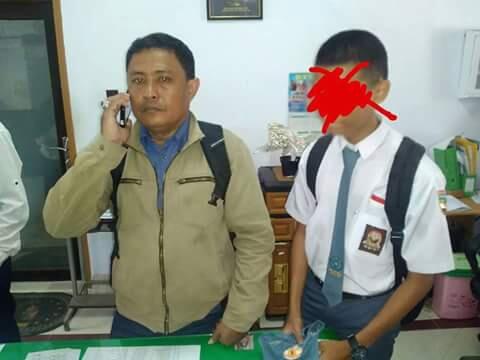 &#91;NEED KLARIFIKASI&#93; Lagi !!! Guru ditonjok wali murid di sekolah.