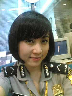 7 Polwan Cantik Indonesia 😗