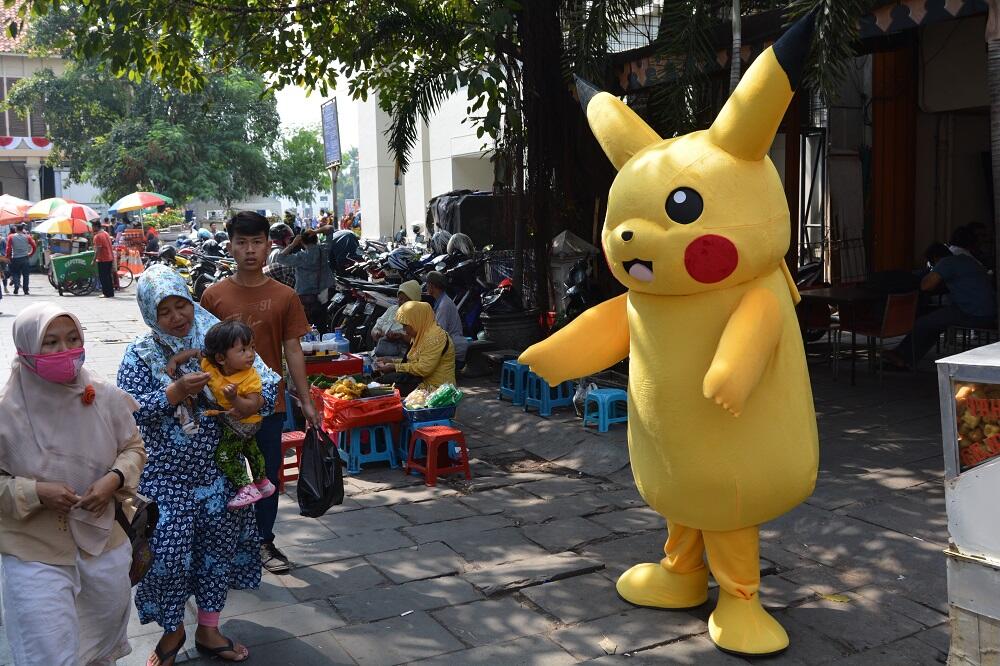 Lagi Hunting, Kok Malah Nemu Pikachu Raksasa?! Pikachu-nya Lonjong Lagi!!! 